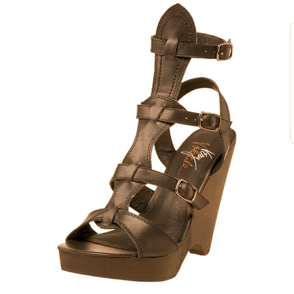 Very Volatile Leather Wedges